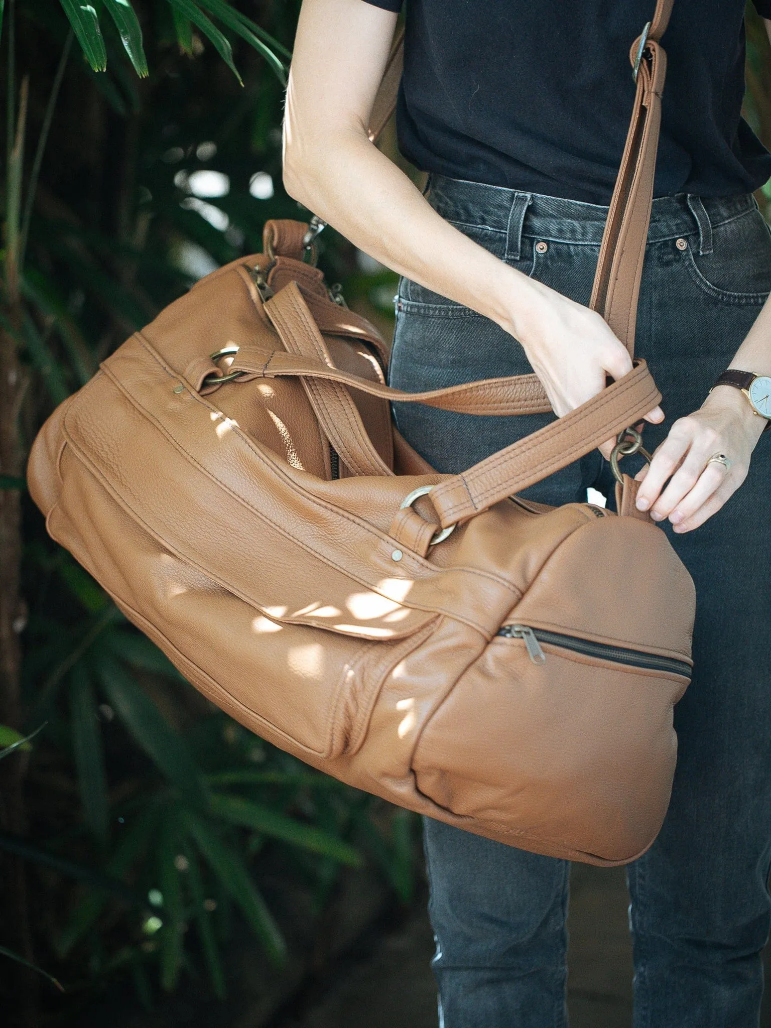 Classic Overnight Travel Bag - Cowhide - Tan
