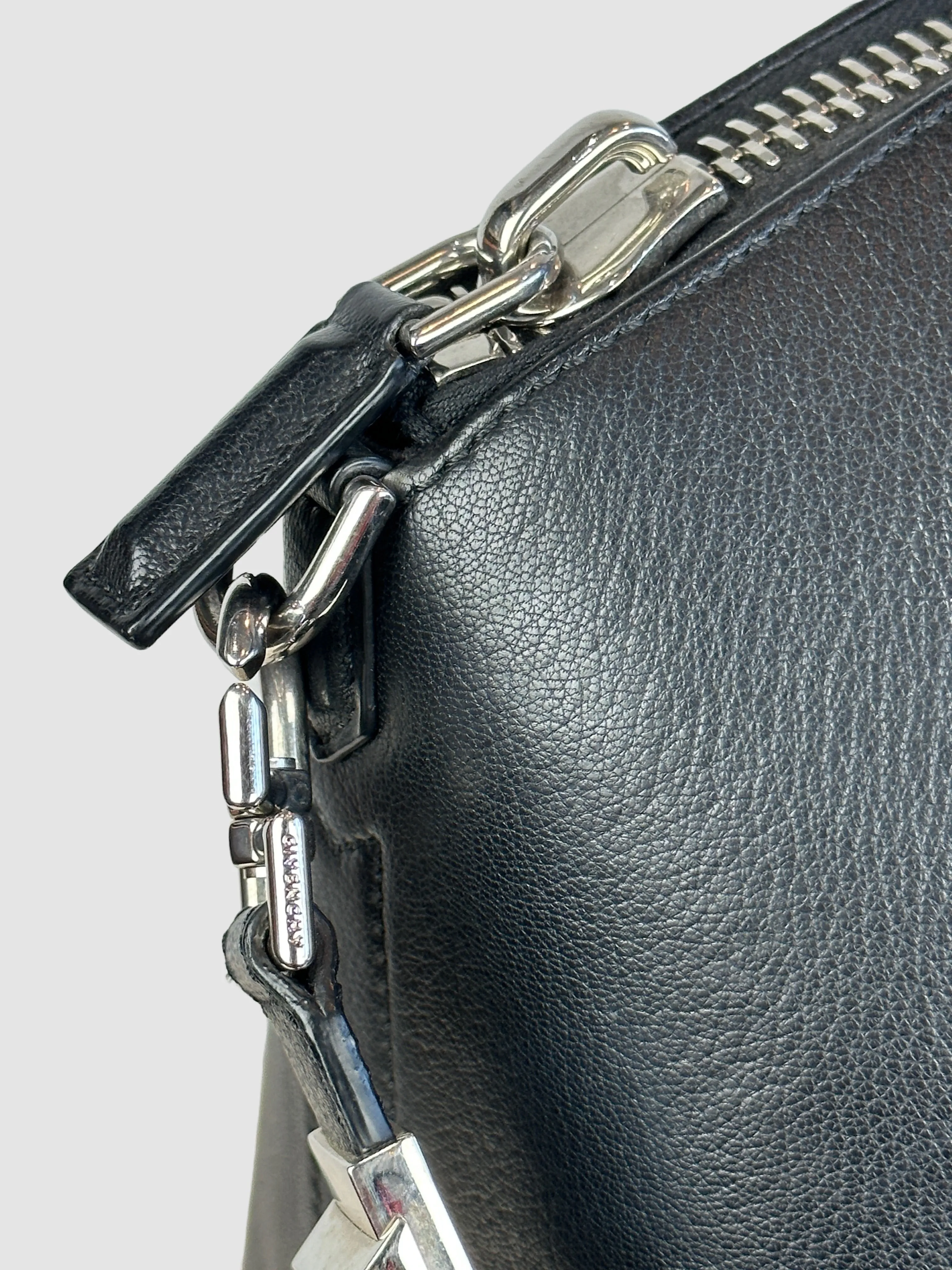GIVENCHY Medium Antigona Bag • Made in Italy MPB0166