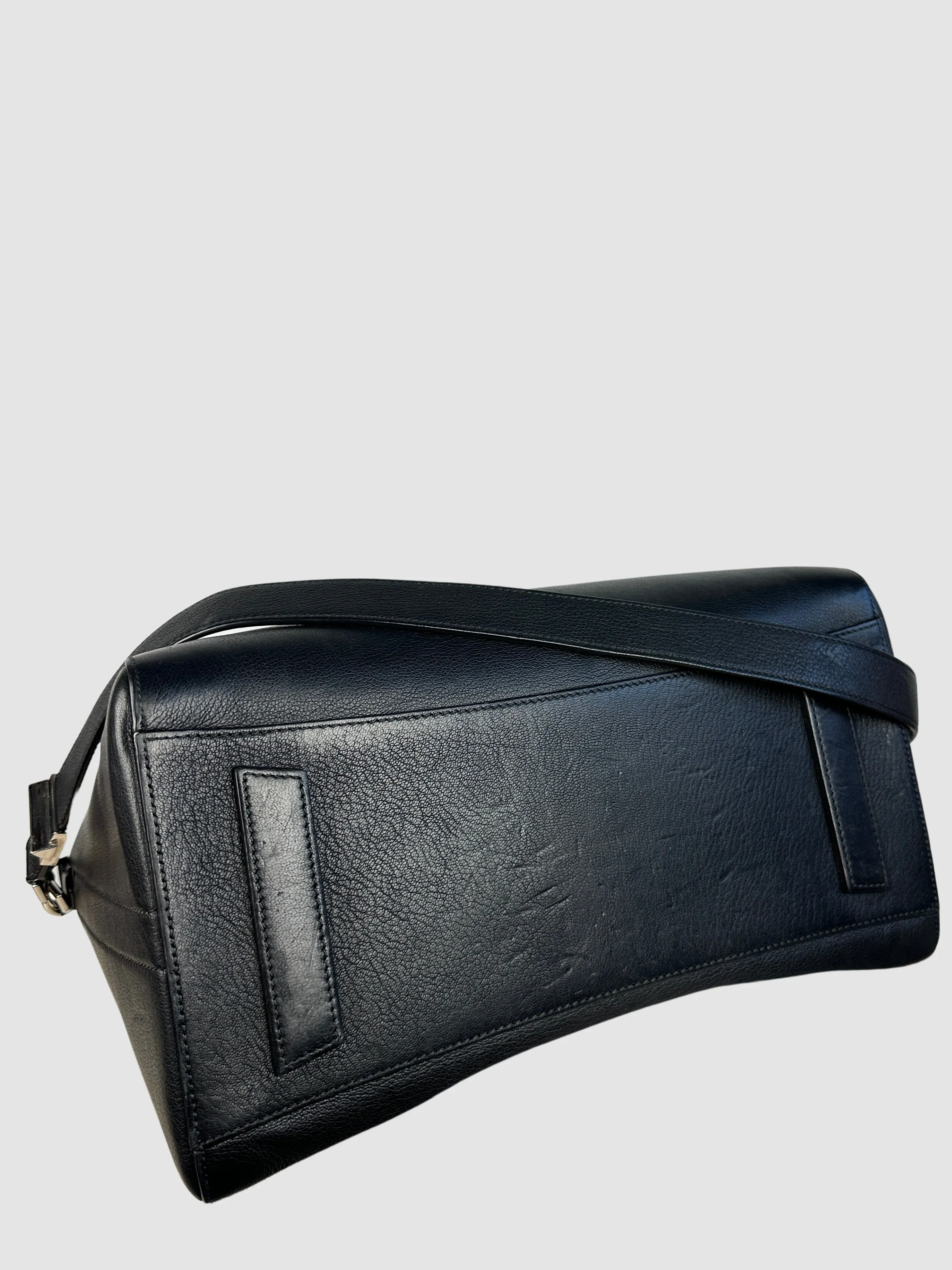 GIVENCHY Medium Antigona Bag • Made in Italy MPB0166