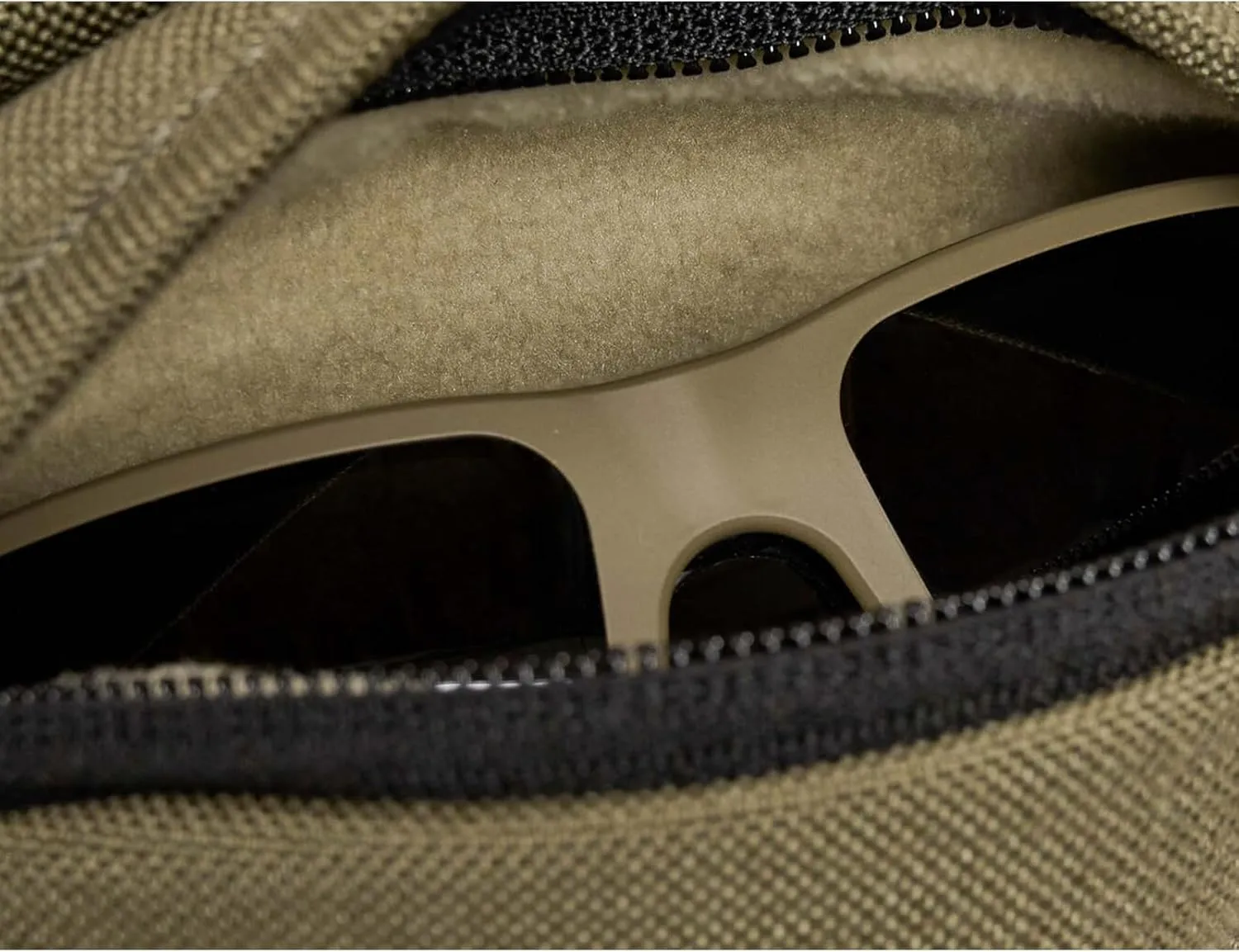 VIKTOS Upscale3 Tactical Slingbag | Durable Water-Resistant Bag with Ambidextrous Shoulder Strap for Concealed Carry & EDC, Ranger