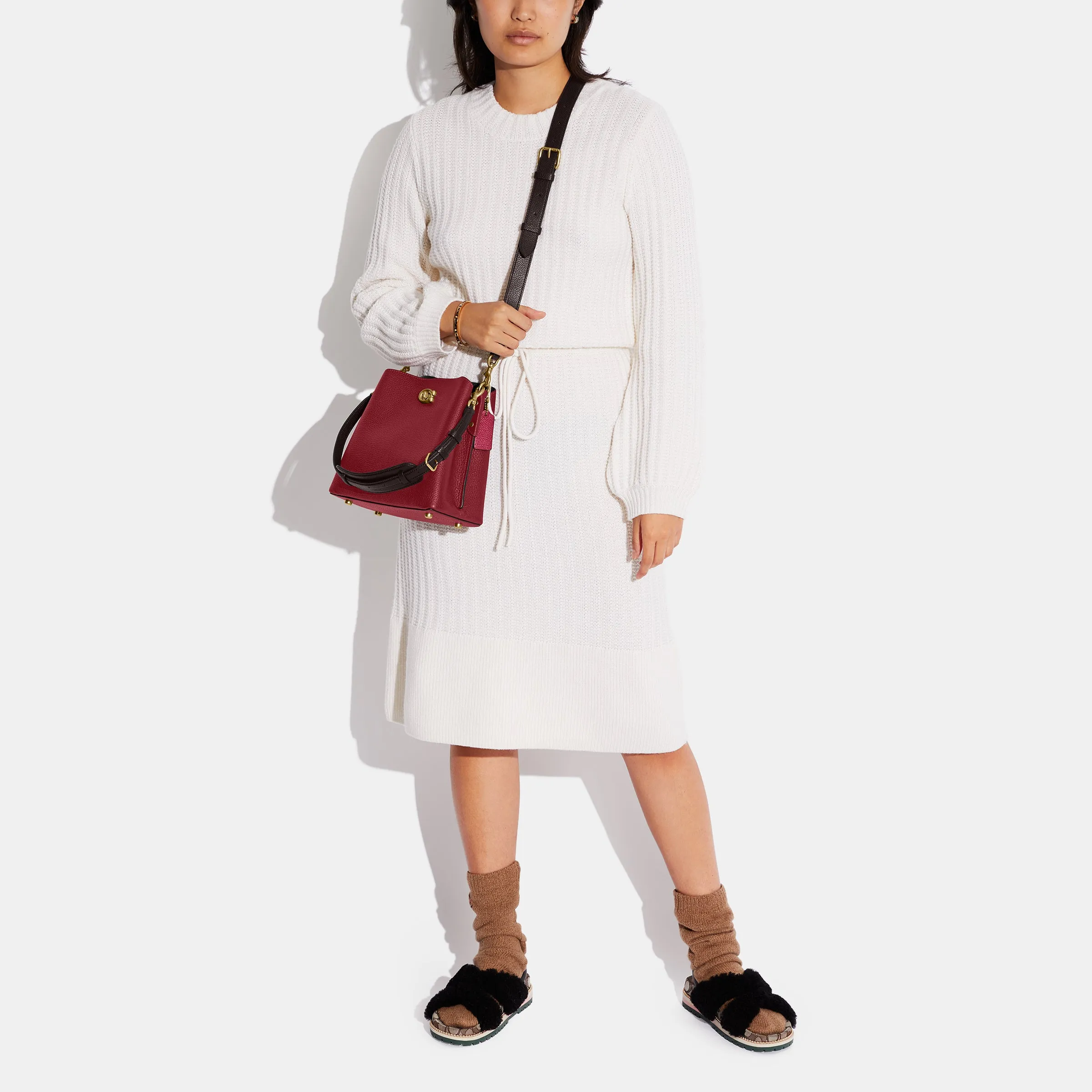 Willow Bucket Bag In Colorblock