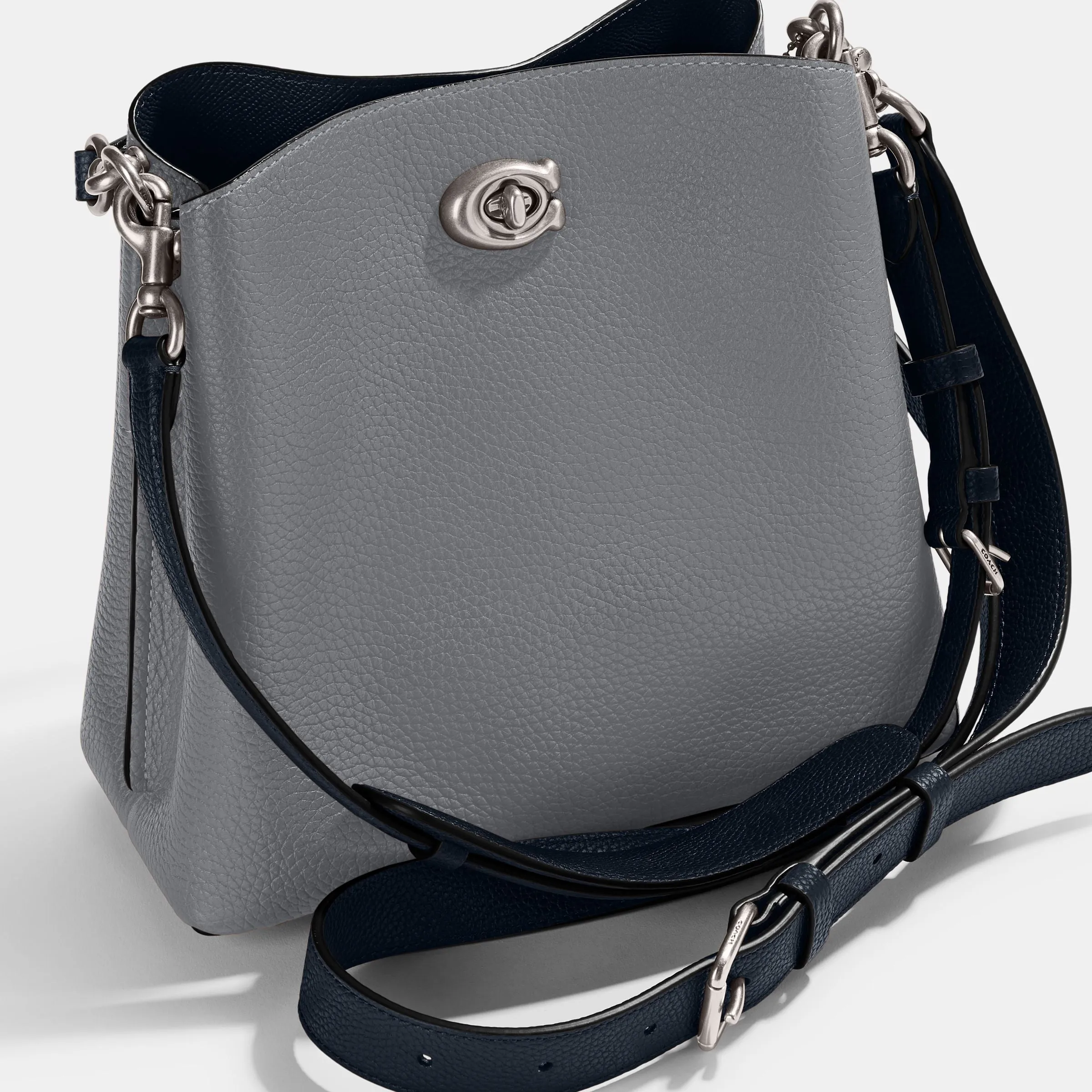 Willow Bucket Bag In Colorblock