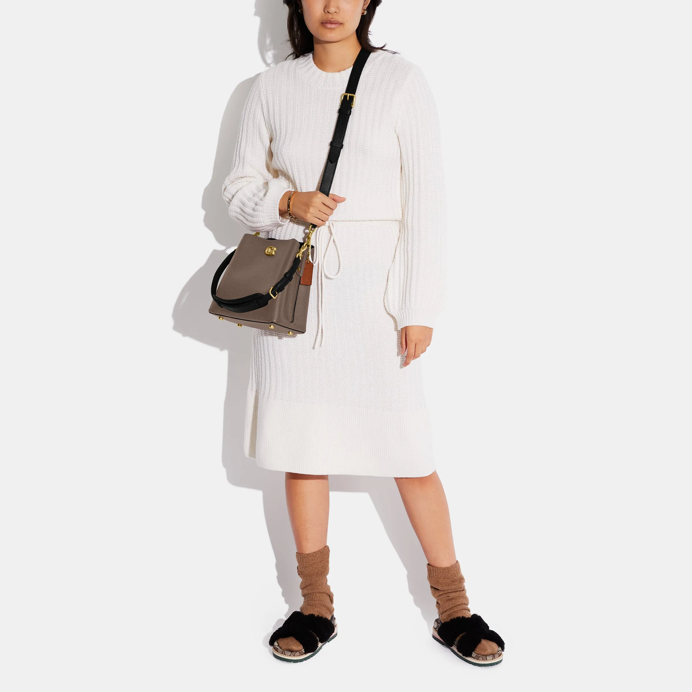 Willow Bucket Bag In Colorblock