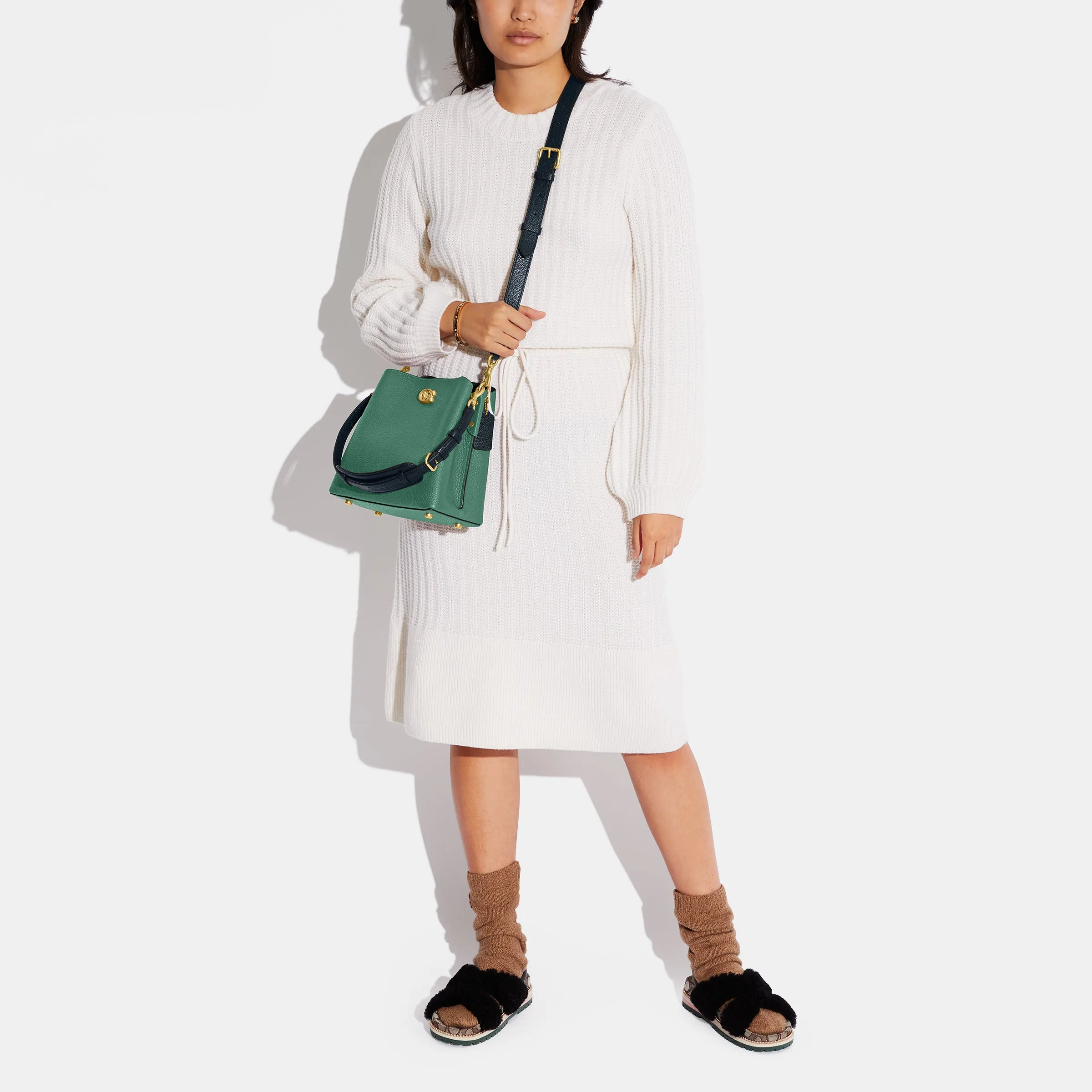 Willow Bucket Bag In Colorblock