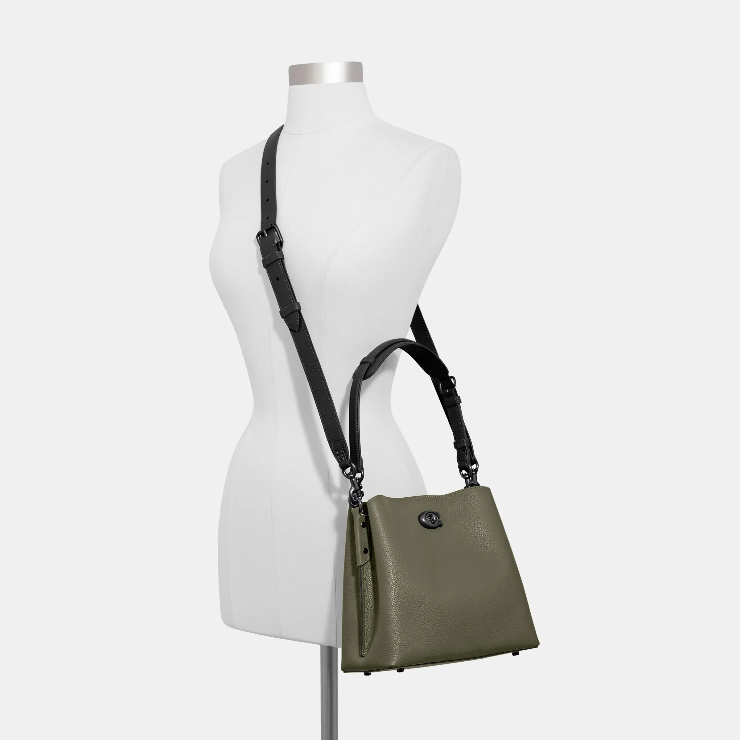 Willow Bucket Bag In Colorblock