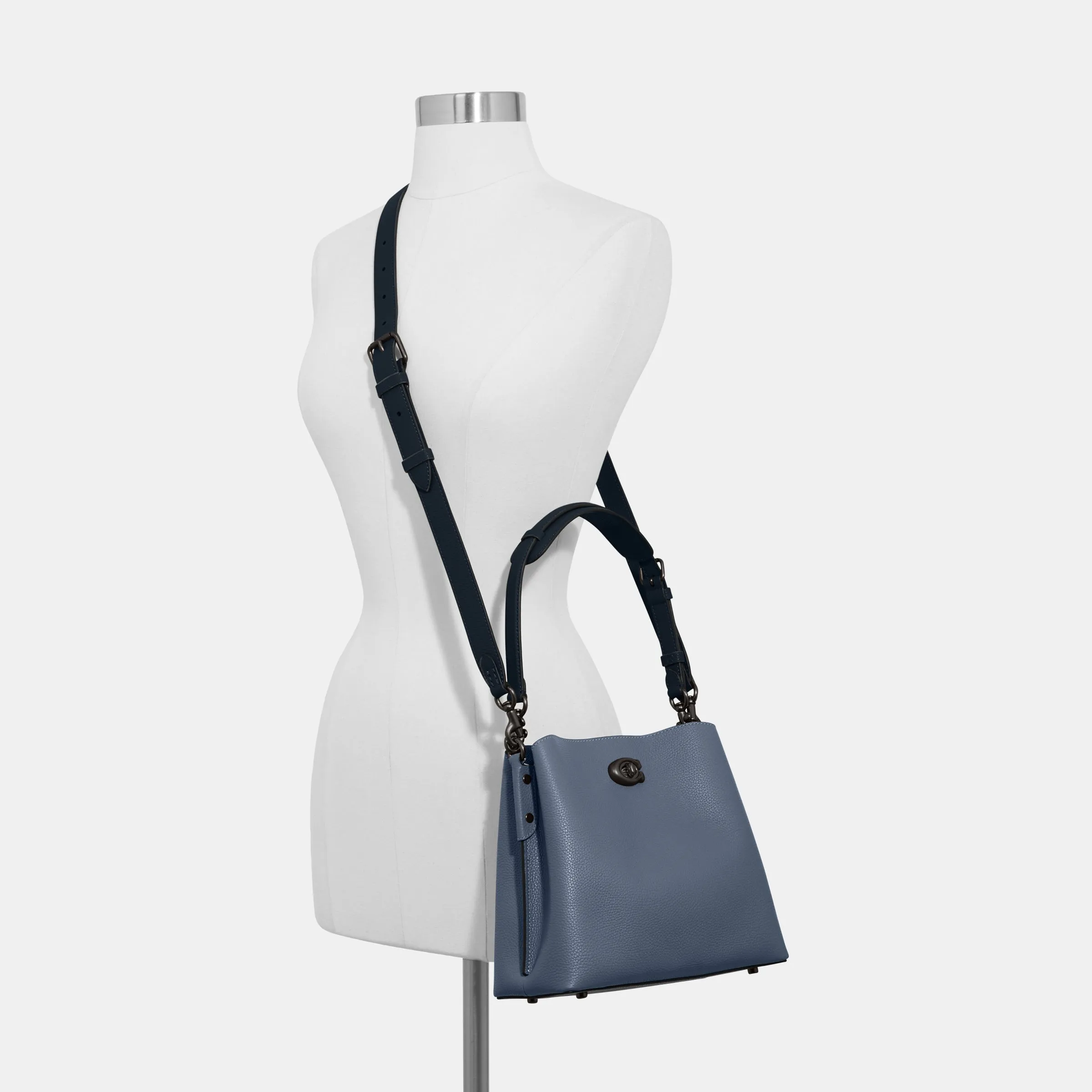 Willow Bucket Bag In Colorblock