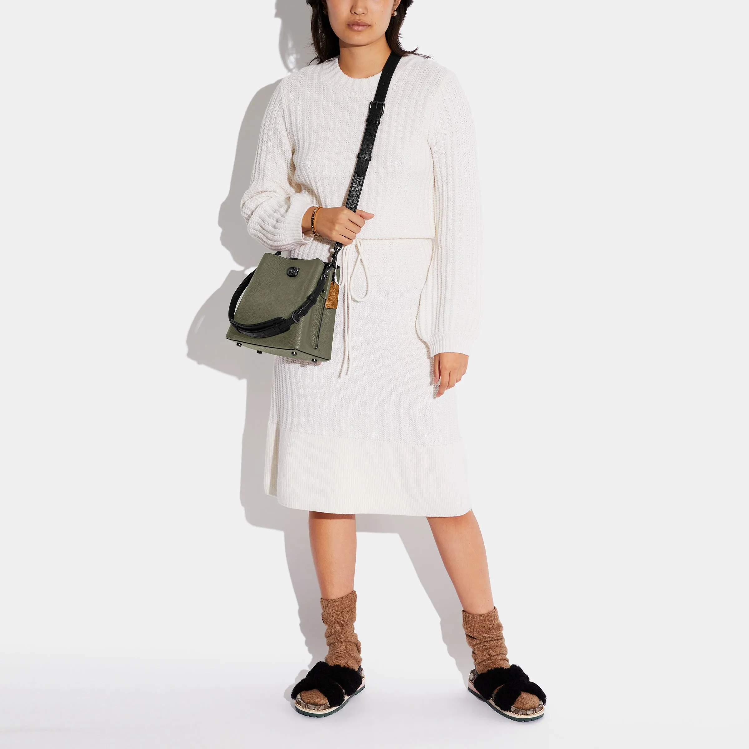 Willow Bucket Bag In Colorblock
