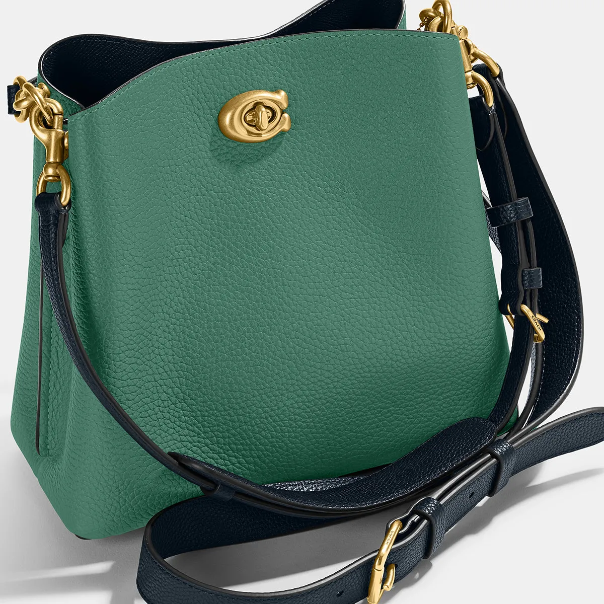 Willow Bucket Bag In Colorblock